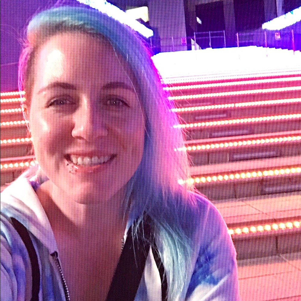 Meet your Posher, Renee